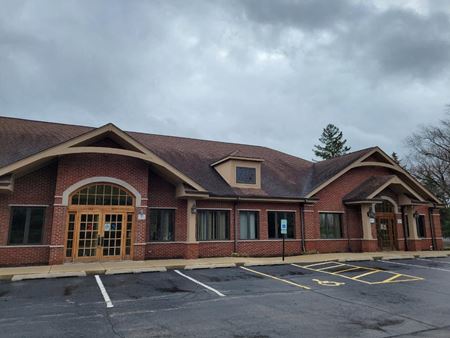 A look at 325 W Dundee Rd Office space for Rent in Buffalo Grove