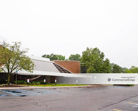 A look at 2600 South Telegraph Road commercial space in Bloomfield Hills