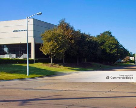 A look at International I commercial space in Garland