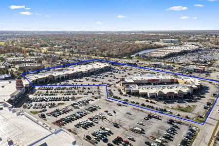 A look at Olathe Pointe commercial space in Olathe