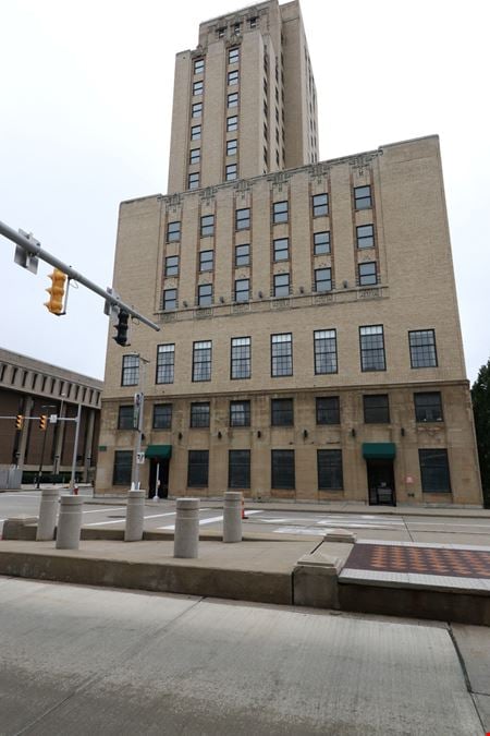 A look at Fenn Tower commercial space in Cleveland