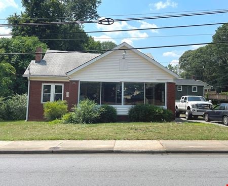 A look at +/-3,874 SF Building For Sale - Investors Welcome! commercial space in East Point