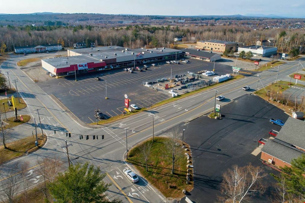Tractor Supply anchored Shopping Center