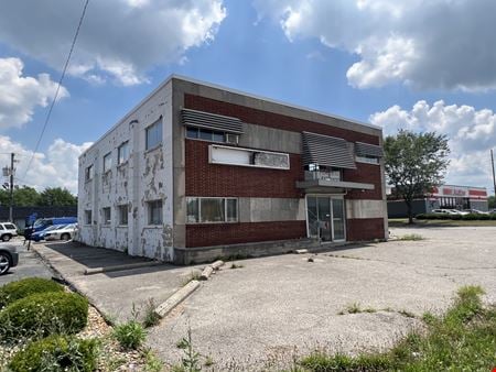 A look at 5505 N. Keystone Ave. commercial space in Indianapolis