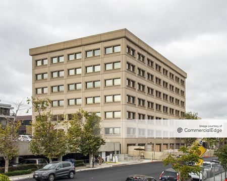 A look at Mercy Medical Building Office space for Rent in San Diego