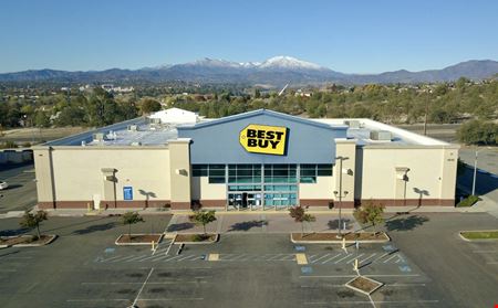 A look at Best Buy commercial space in Redding