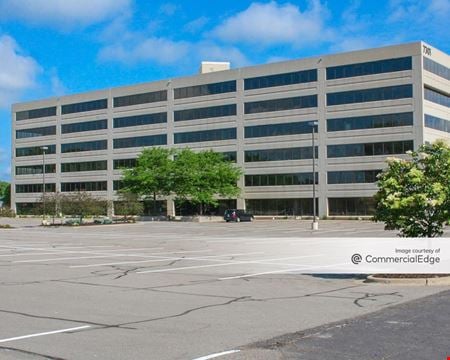 A look at Edina 100 Office space for Rent in Edina