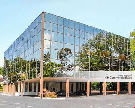 A look at 297 Knollwood Road commercial space in White Plains