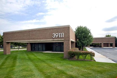 A look at 39111 6 Mile Road commercial space in Livonia
