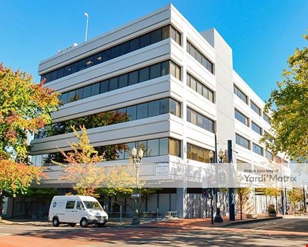 A look at Yamhill Plaza Office space for Rent in Portland