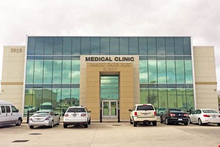 A look at Clay Crossing Medical Center commercial space in Katy