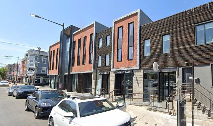 Retail Space in Queen Village for Lease