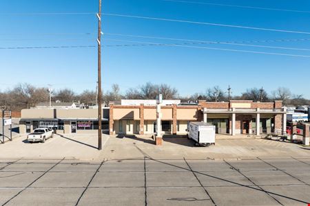 A look at Medical Office/Retail Lawton OK commercial space in Lawton