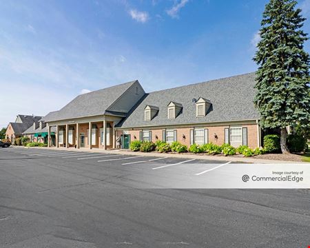 A look at Yorktowne Executive Offices commercial space in West Bloomfield