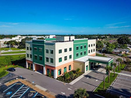A look at Medical / Professional Office Space For Lease Bradenton Professional Center commercial space in Bradenton