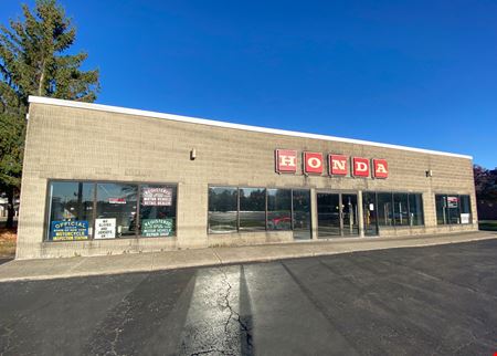 A look at 390 New Karner Road commercial space in Colonie