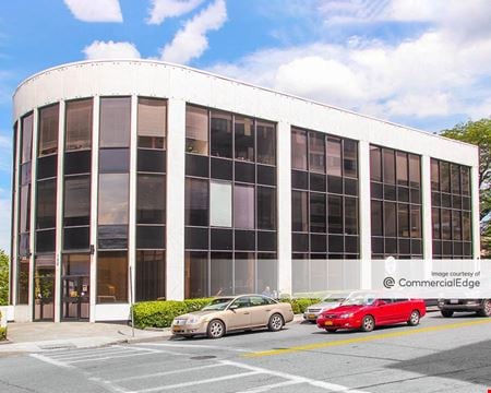A look at 140 Huguenot Street commercial space in New Rochelle