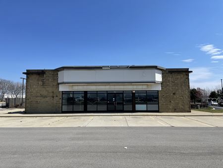 A look at 679 N Weber Rd Retail space for Rent in Romeoville