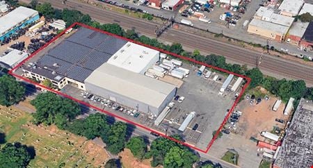 A look at Cooler, Freezer and Ample Parking Available In Linden NJ commercial space in Linden
