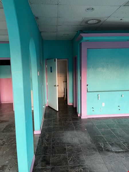 A look at 4401 Cass St commercial space in San Diego