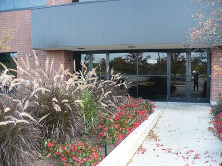 A look at 4200 Cantera Dr commercial space in Warrenville