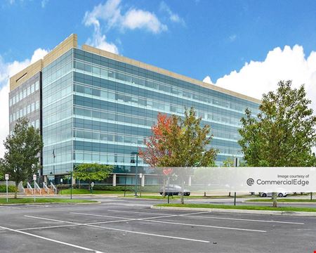 A look at 100 Motor Pkwy commercial space in Hauppauge