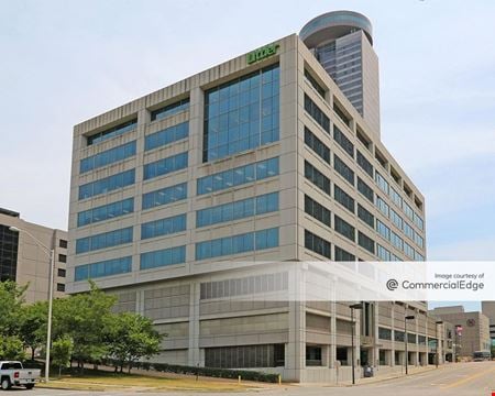 A look at Crown Center - 2301 McGee commercial space in Kansas City