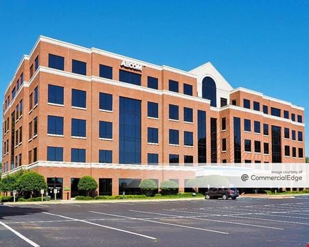 A look at Office Park Patewood - VI Office space for Rent in Greenville