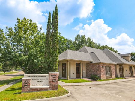 A look at Spacious Garden Office Suite just ±2 minutes from I-10 Office space for Rent in Baton Rouge