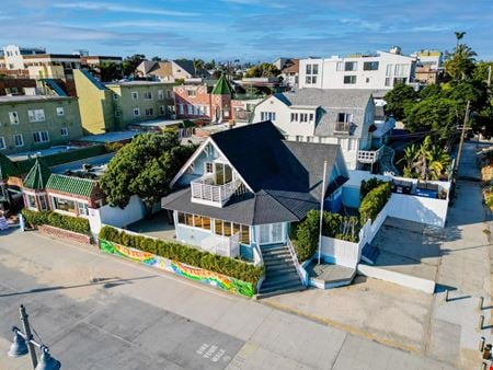 A look at 523 Ocean Front Walk commercial space in Venice