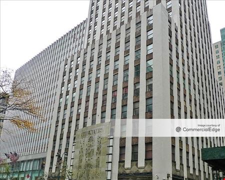A look at The News Building Office space for Rent in New York
