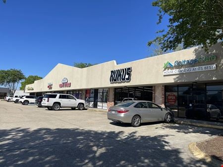 A look at Hard Corner Shopping Center on Jones Creek Rd. for Lease commercial space in Baton Rouge