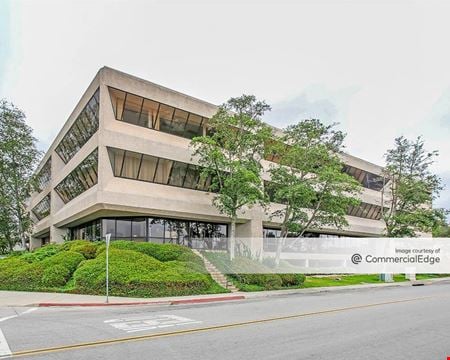 A look at Montgomery Field Business Park Office space for Rent in San Diego