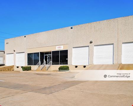 A look at Forest Lane Service Center Commercial space for Rent in Garland