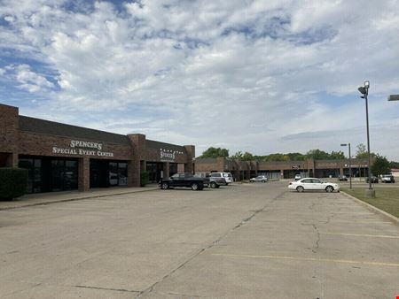 A look at 23 Post Plaza commercial space in Midwest City