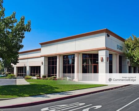 A look at Stanford Ranch Office Plaza commercial space in Rocklin