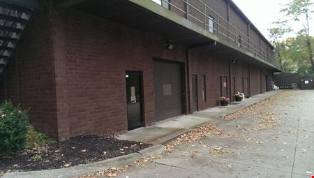 A look at 767 E Turkeyfoot Lake commercial space in Akron