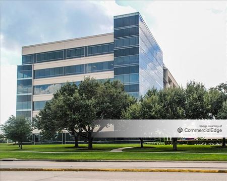 A look at One Oak Park Office space for Rent in Houston