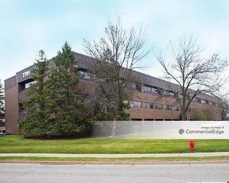 A look at York Place Office space for Rent in Edina