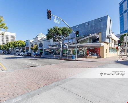 A look at Westwood Marketplace commercial space in Los Angeles