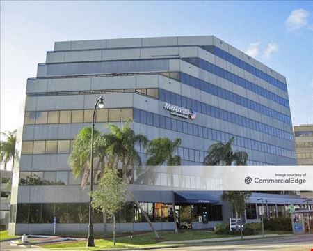 A look at Biscayne Centre commercial space in North Miami