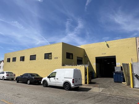 A look at 2527-2533 East 54th Street commercial space in Huntington Park