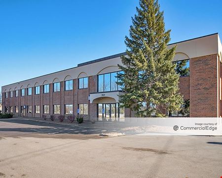 A look at One Paramount Plaza Commercial space for Rent in Edina