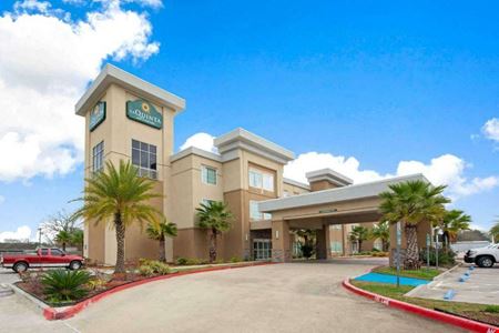 A look at La Quinta Inn & Suites By Wyndham-Lake Charles-Westlake-LA commercial space in Westlake