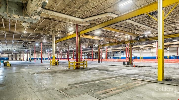 178,060 SF  Manufacturing Building w/ Expansion Land