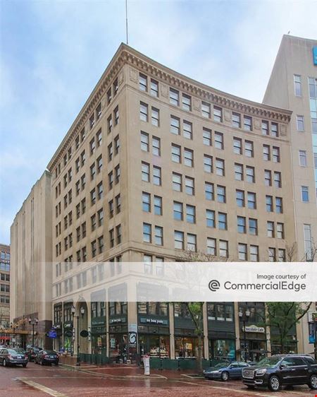 A look at Guaranty Building Office space for Rent in Indianapolis