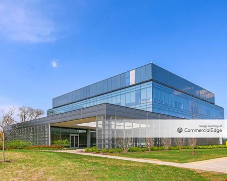 A look at American Society of Anesthesiologists Headquarters Office space for Rent in Schaumburg