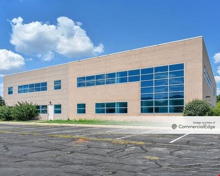 A look at The Pointe at Eagle Highlands commercial space in Indianapolis