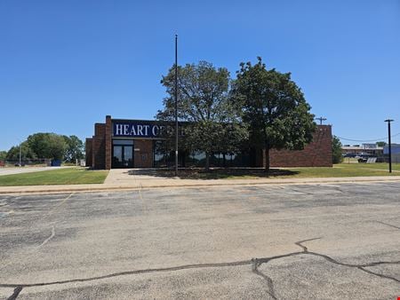 A look at Heart of Oklahoma Professional Building commercial space in Purcell