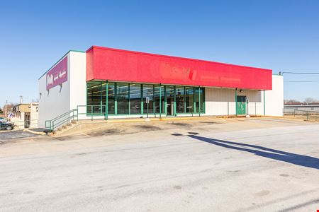 A look at 5,632' Retail, next to Walmart SuperCenter commercial space in Springfield
